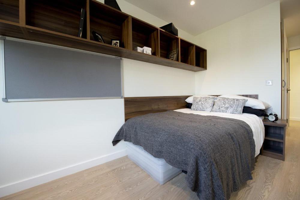 Zeni 5 Bed Apartment In Central Exeter Exterior photo
